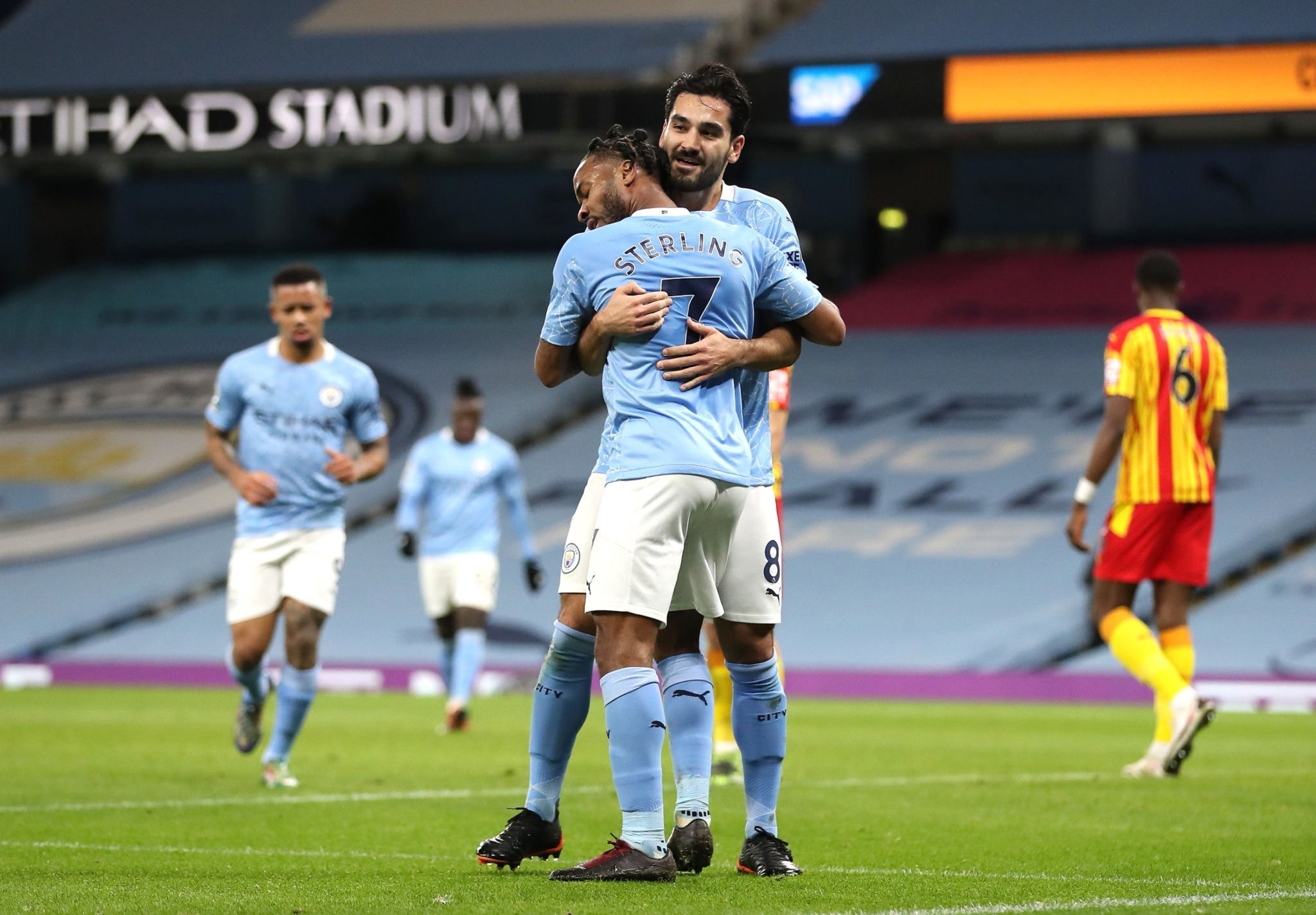 鲁本迅速适 鲁本迅速适